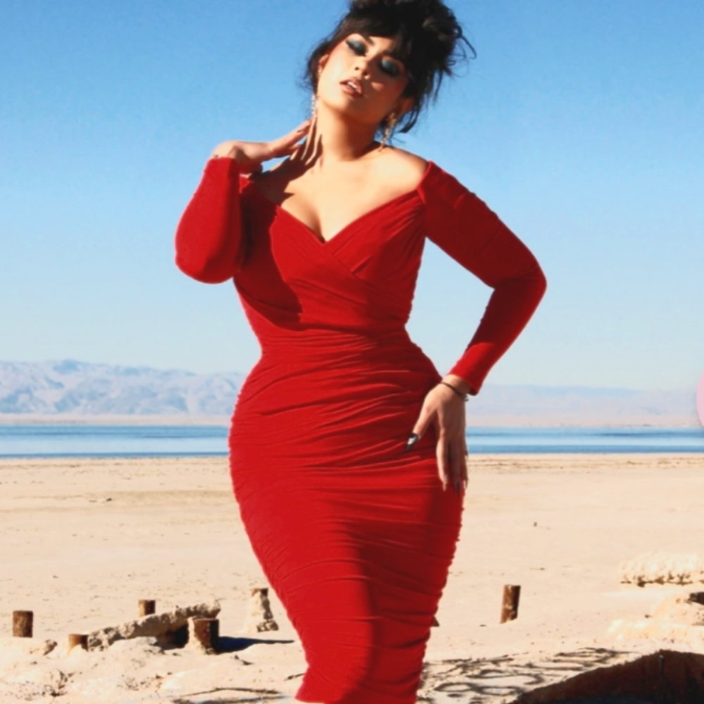 Deep Red Monica Wiggle